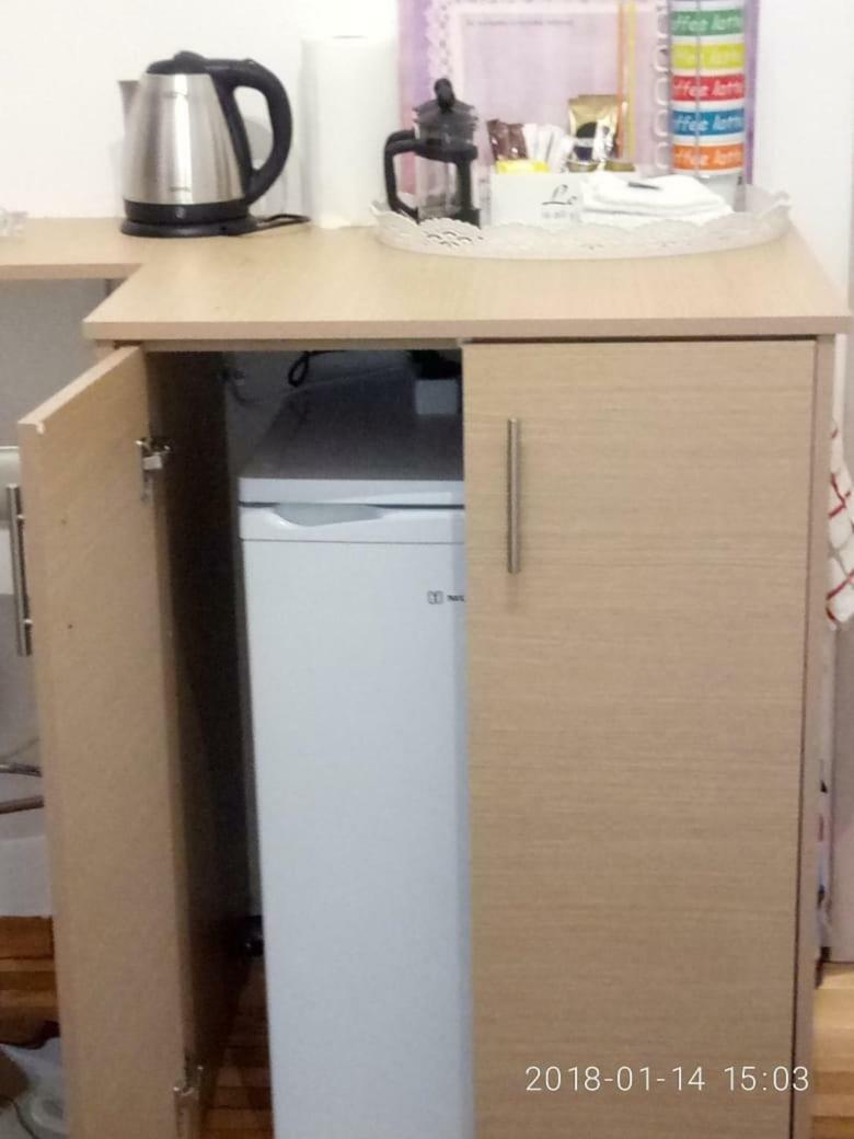 Modern, Ideally Located Athens